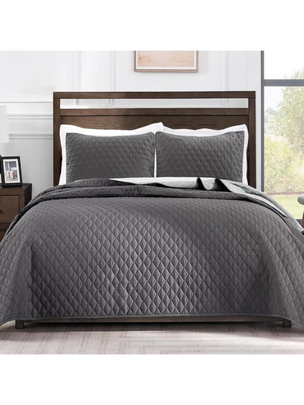 Reversible Full Queen Quilt Bedding Set - Cozy Grey Comforter & Stylish Decor